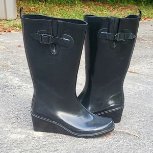 Capelli Wedge Rain Boot size 10